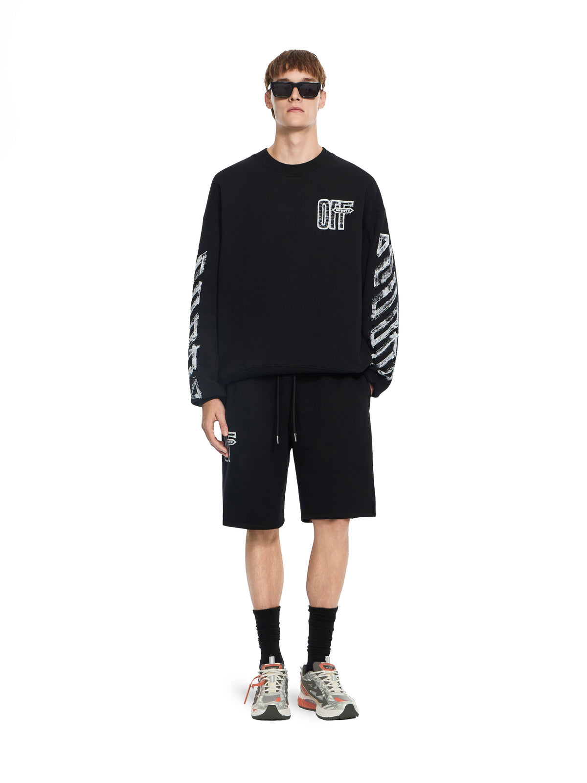 OFF WHITE Motion Arrow Skate Crewneck Sweatshirt BLACK 44MBA054F26F007