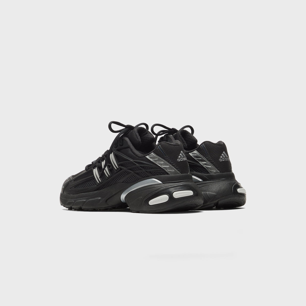 adidas Adistar XLG 2.0 - Core Black / Core Black / Silver Metallic