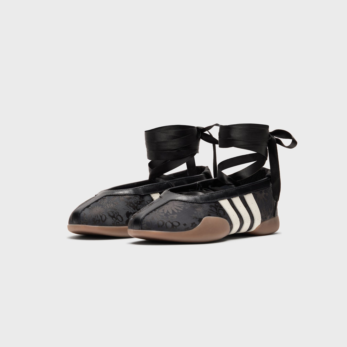 adidas x Liberty London WMNS Taekwondo Mei Ballet - Core Black / Off White / Gum