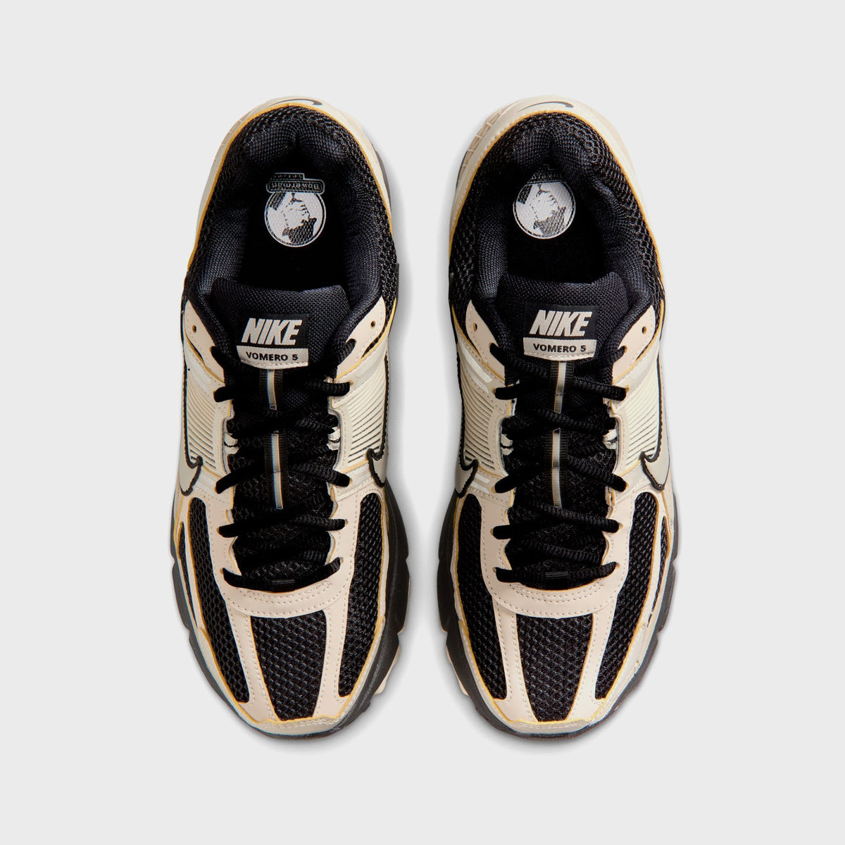 Nike Zoom Vomero 5 - Black / Cream II