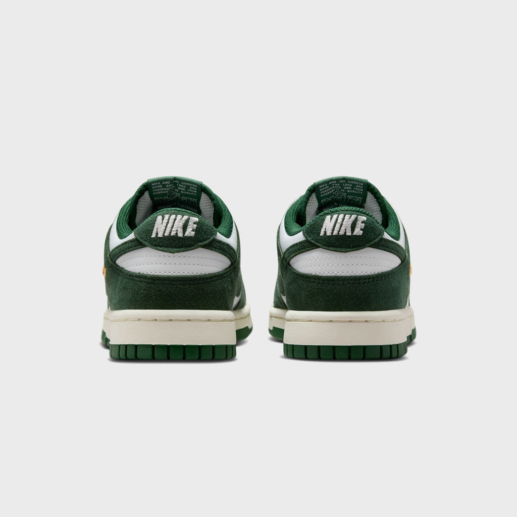 Nike WMNS Dunk Low - Summit White / Gorge Green / Sail