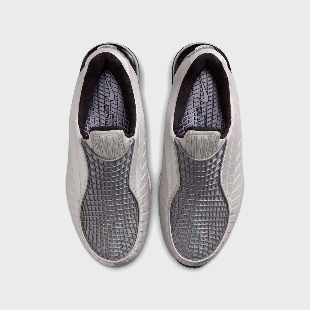 Nike WMNS Air Max Dolce - Metallic Silver / Black