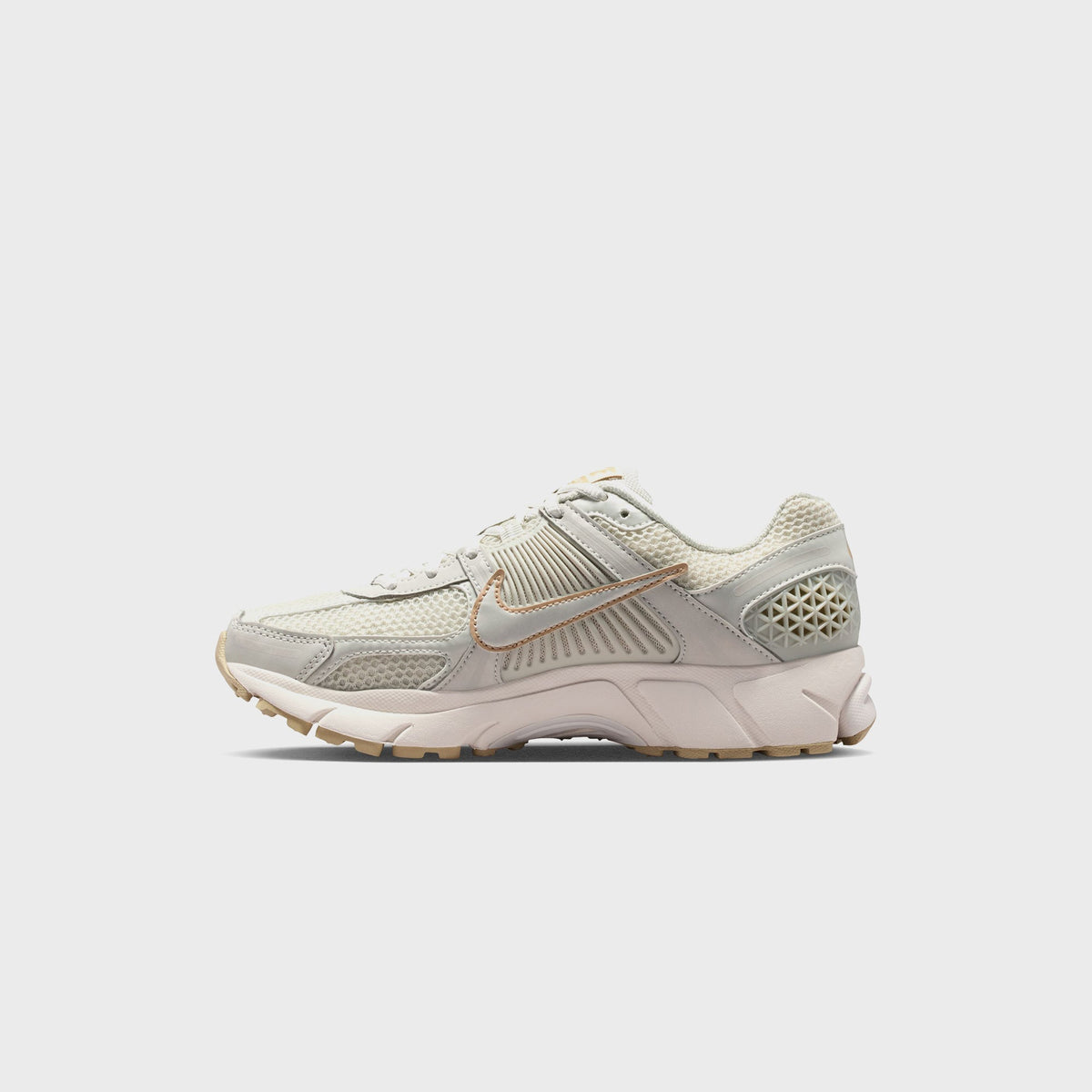 Nike WMNS Zoom Vomero 5 - Light Bone / Phantom
