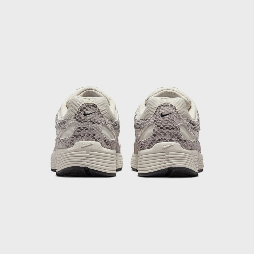 Nike WMNS P-6000 SE - Light Bone / Black