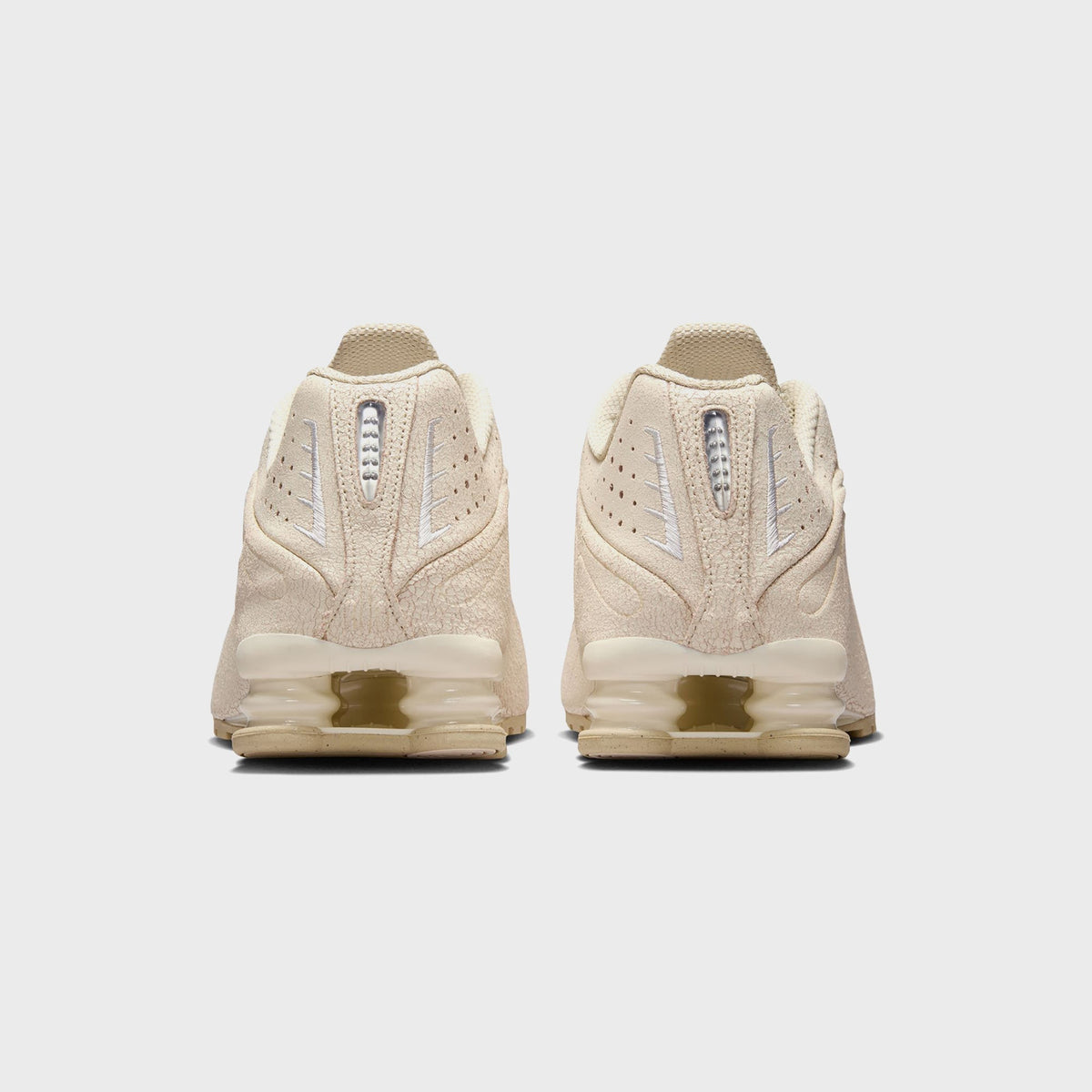 Nike Shox R4 - Natural / Metallic Silver