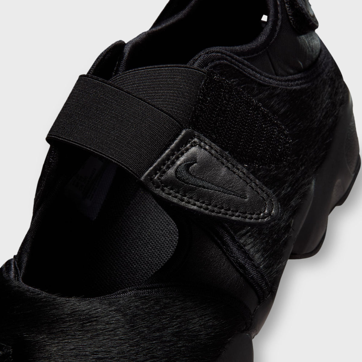 Nike WMNS Air Rift Pony - Black