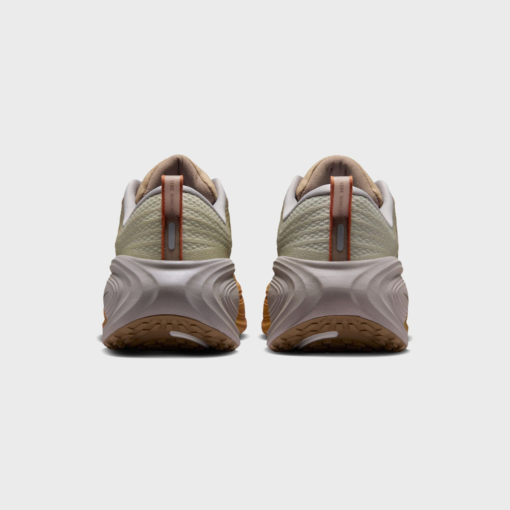 Nike Vomero Plus - Desert Camo / Yukon Brown / Ceramic / College Grey / Smoke Grey
