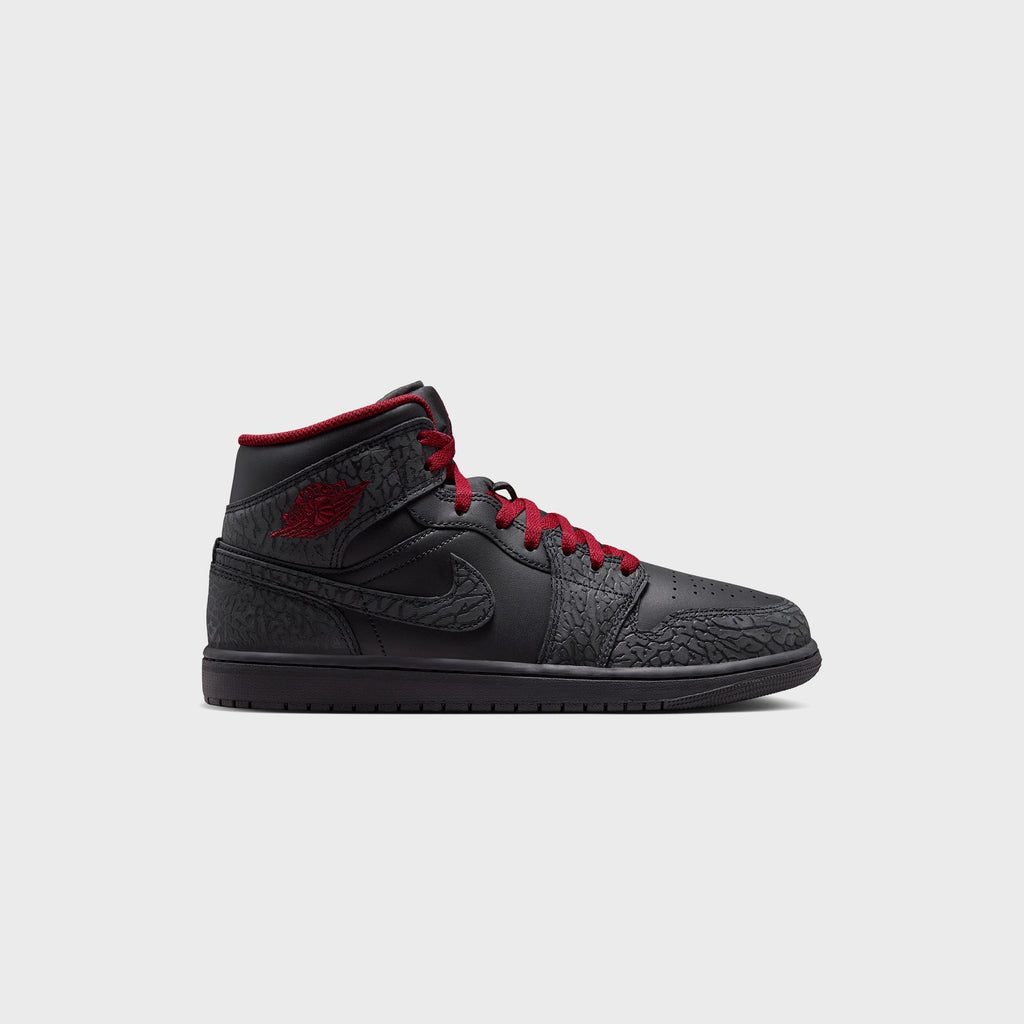 Jordan Air Jordan 1 Mid SE - Black / Lough Red