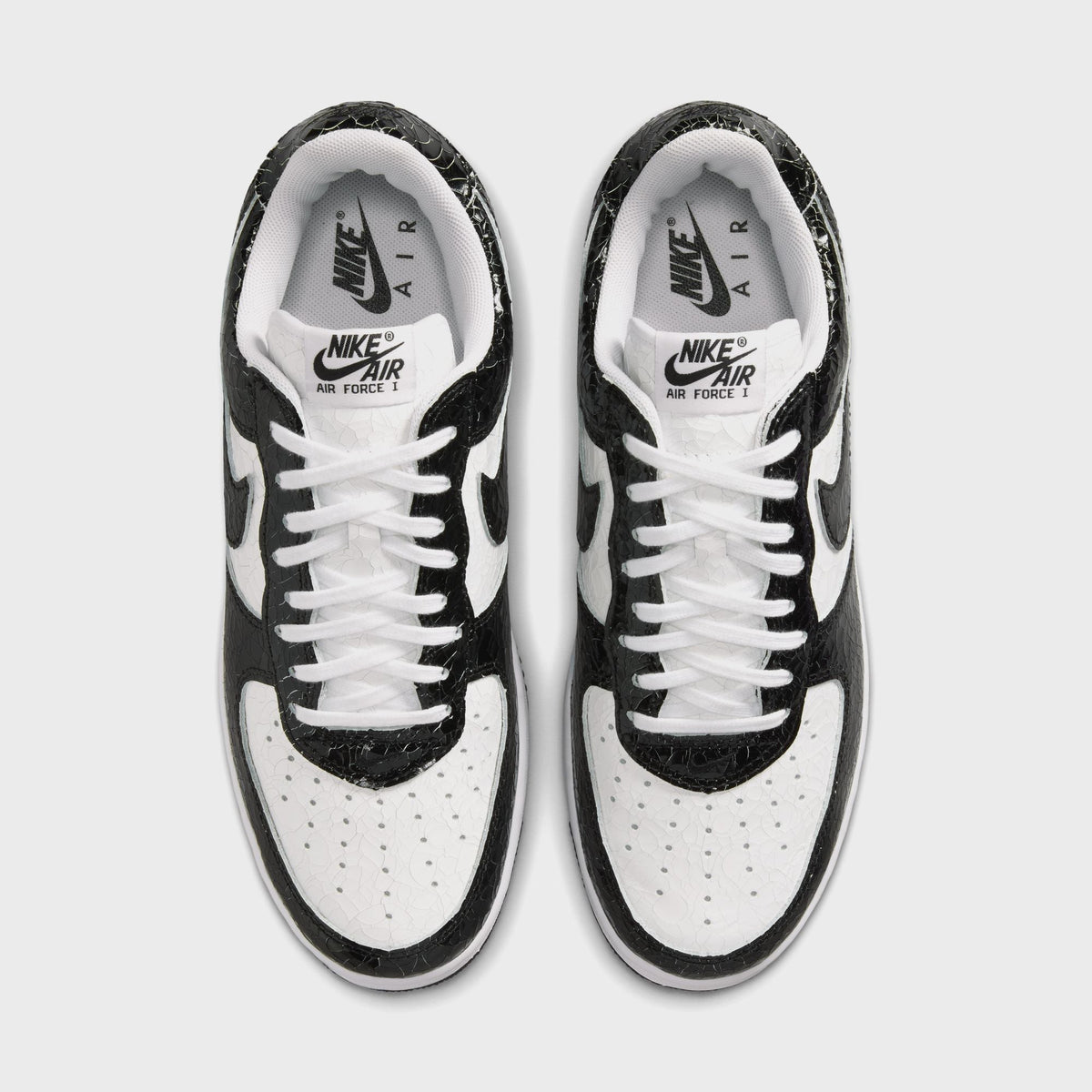 Nike Air Force 1 '01 Cracked Leather - Black / White