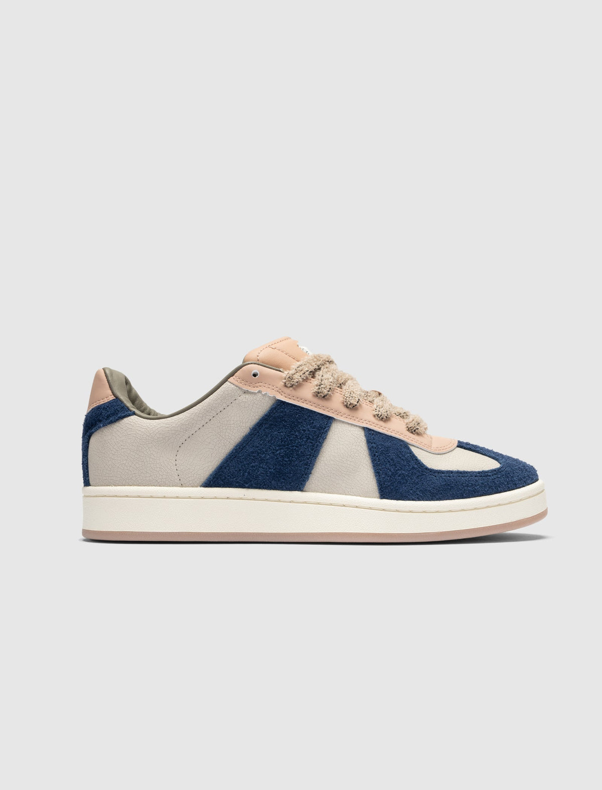 DO NOT DUPLICATE BW 00S  "CLAY/NAVY"