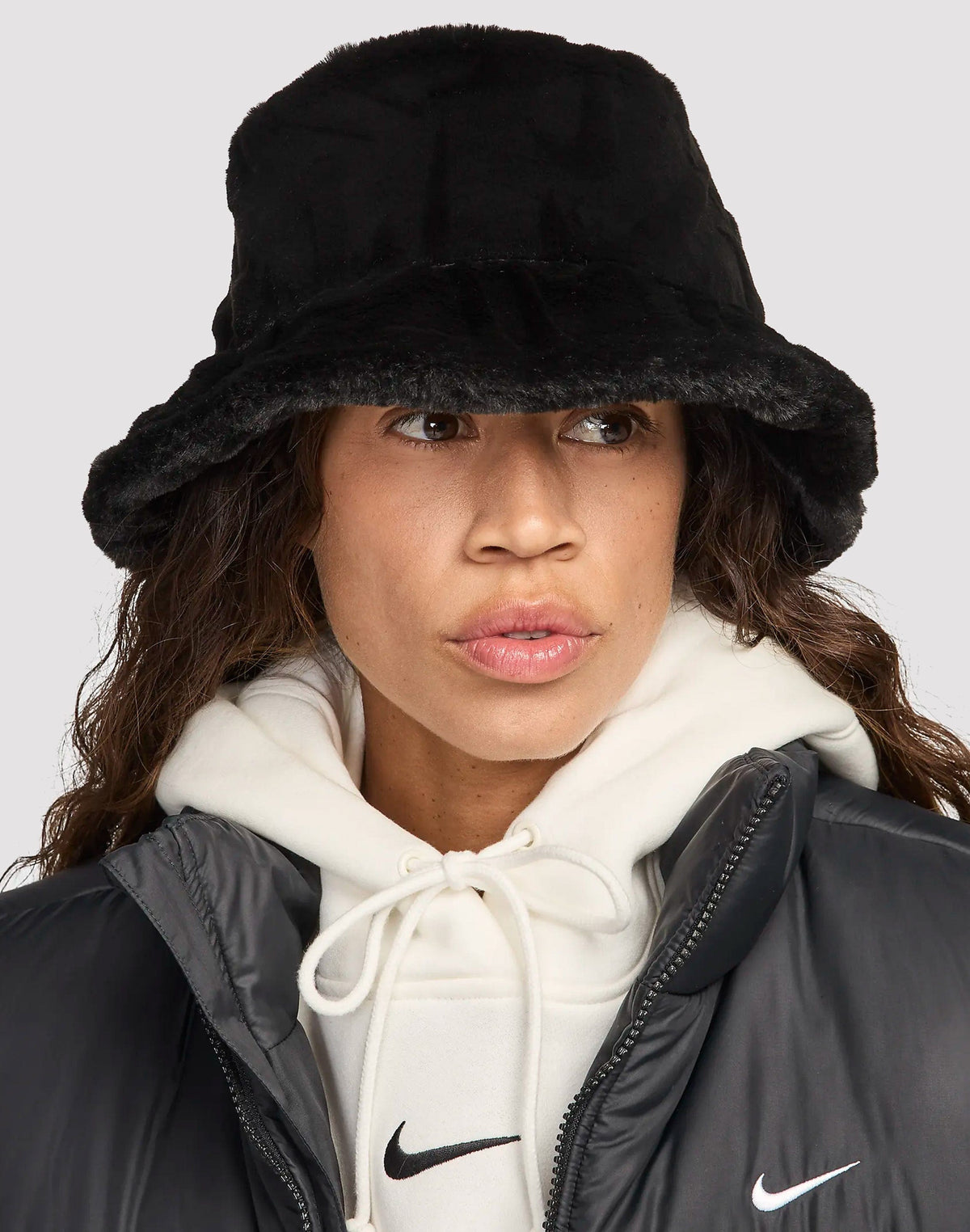 Nike Apex Faux Fur Bucket Hat