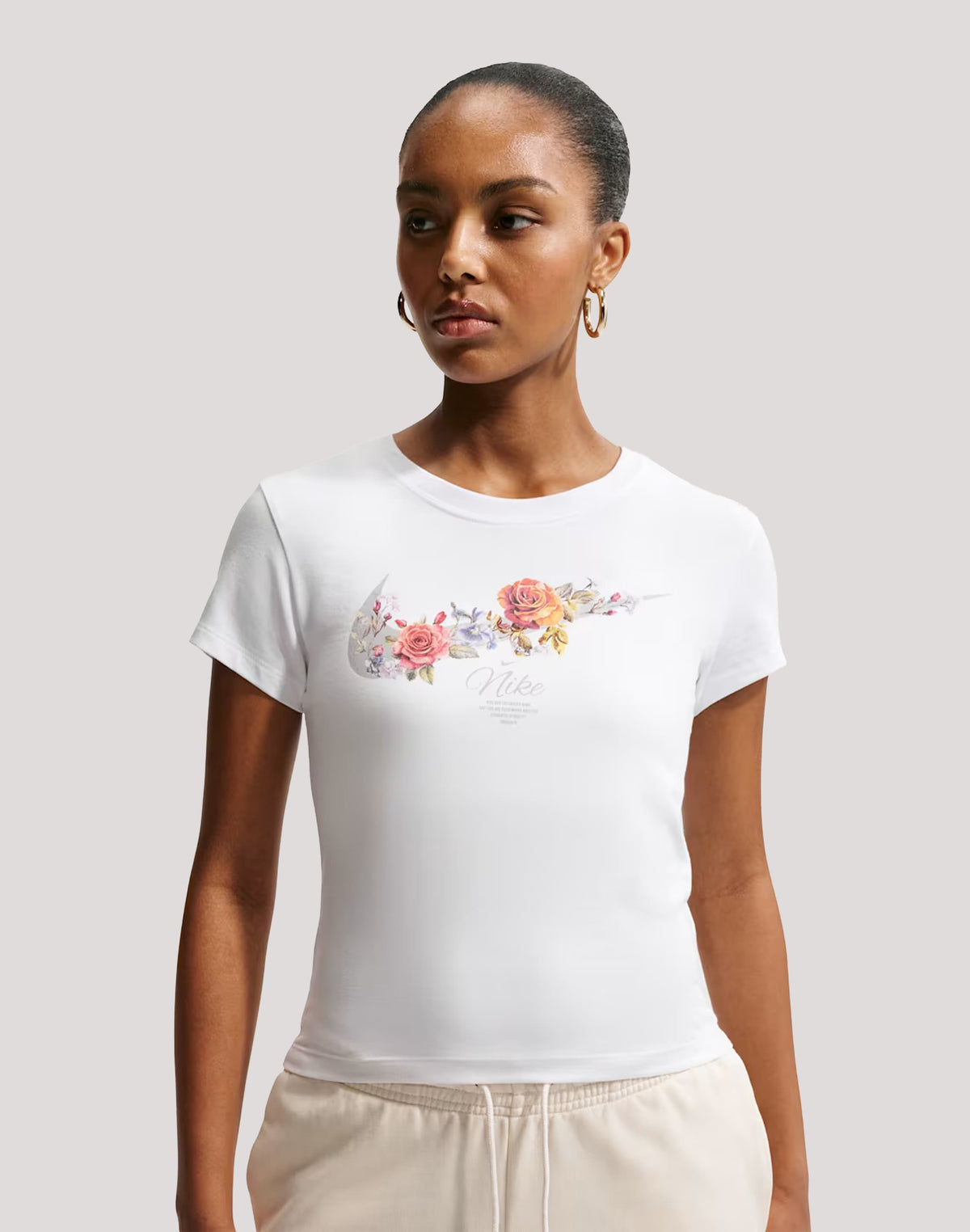 Nike Chill Knit Slim Cropped Tee