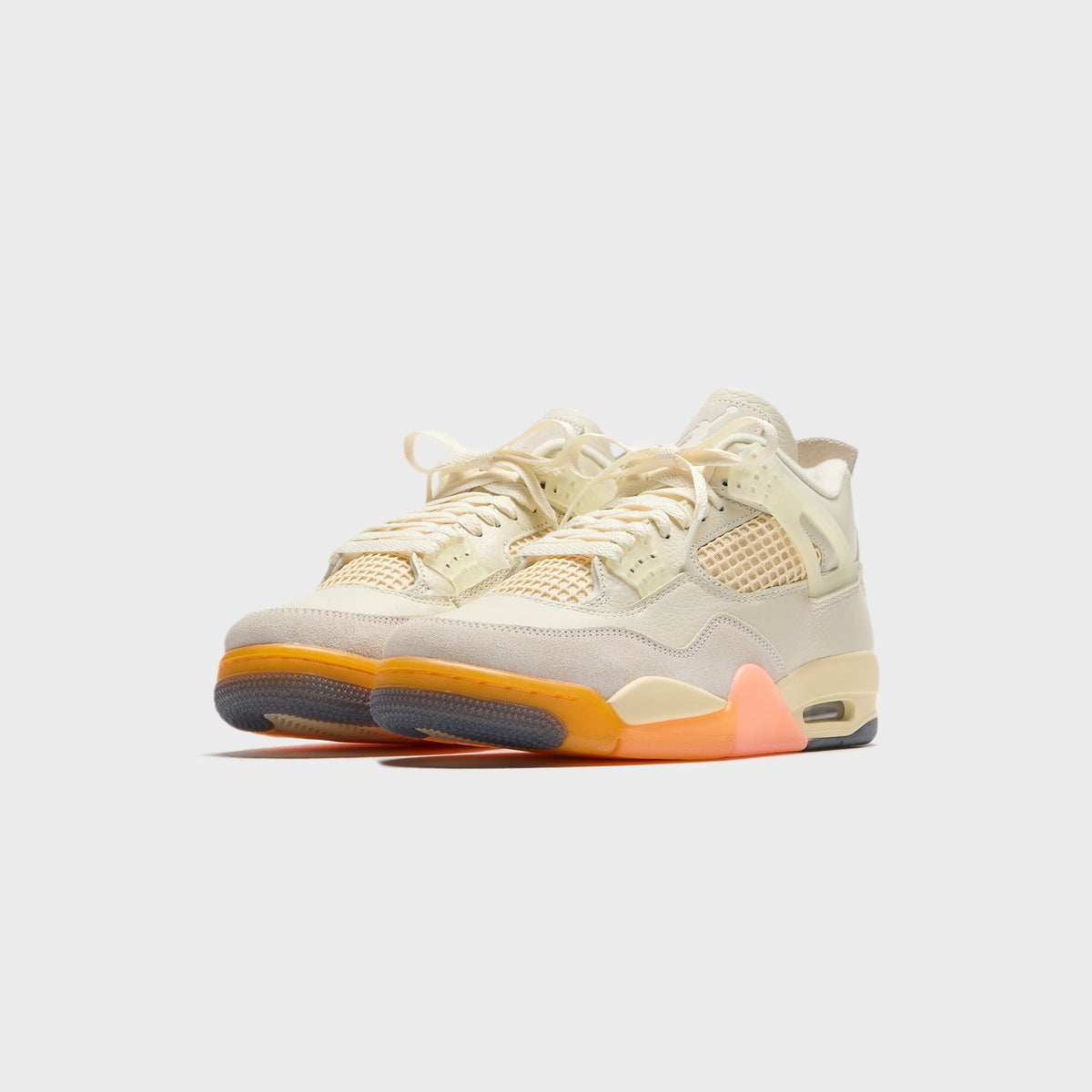 Jordan WMNS Air Jordan 4 - Retro Coconut Milk / Metallic Gold / Muslin / Bright Mango / Sundial / Black