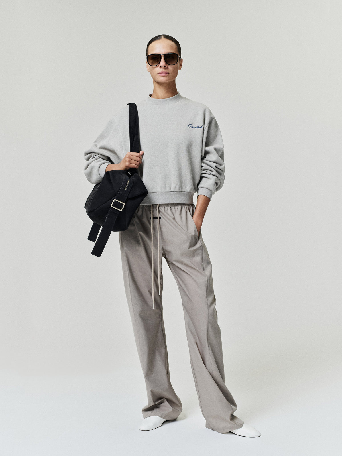 Womens Modern Cropped Crewneck Sweatshirt