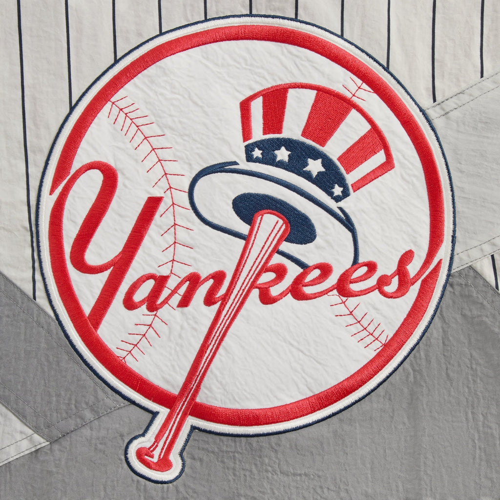 Kith for the New York Yankees Nylon Shiloh Jacket - Skyscraper