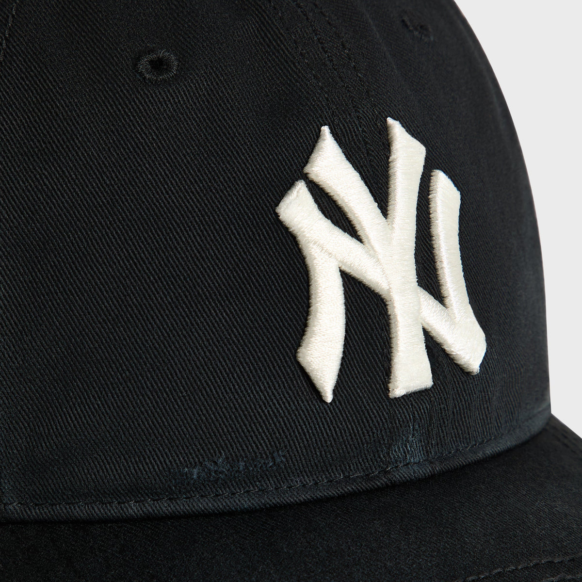 Kith & '47 for the New York Yankees Sun Faded Franchise LS Cap - Black