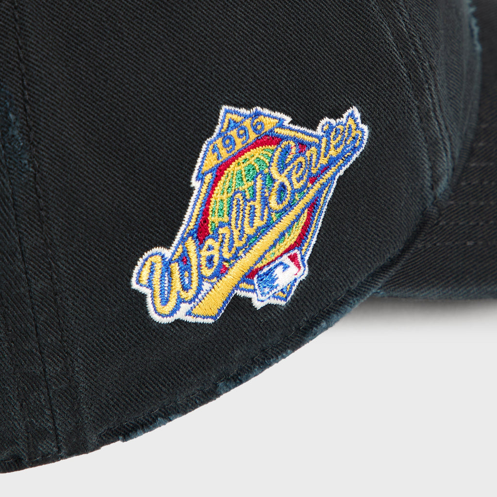 Kith & '47 for the New York Yankees Sun Faded Franchise LS Cap - Black