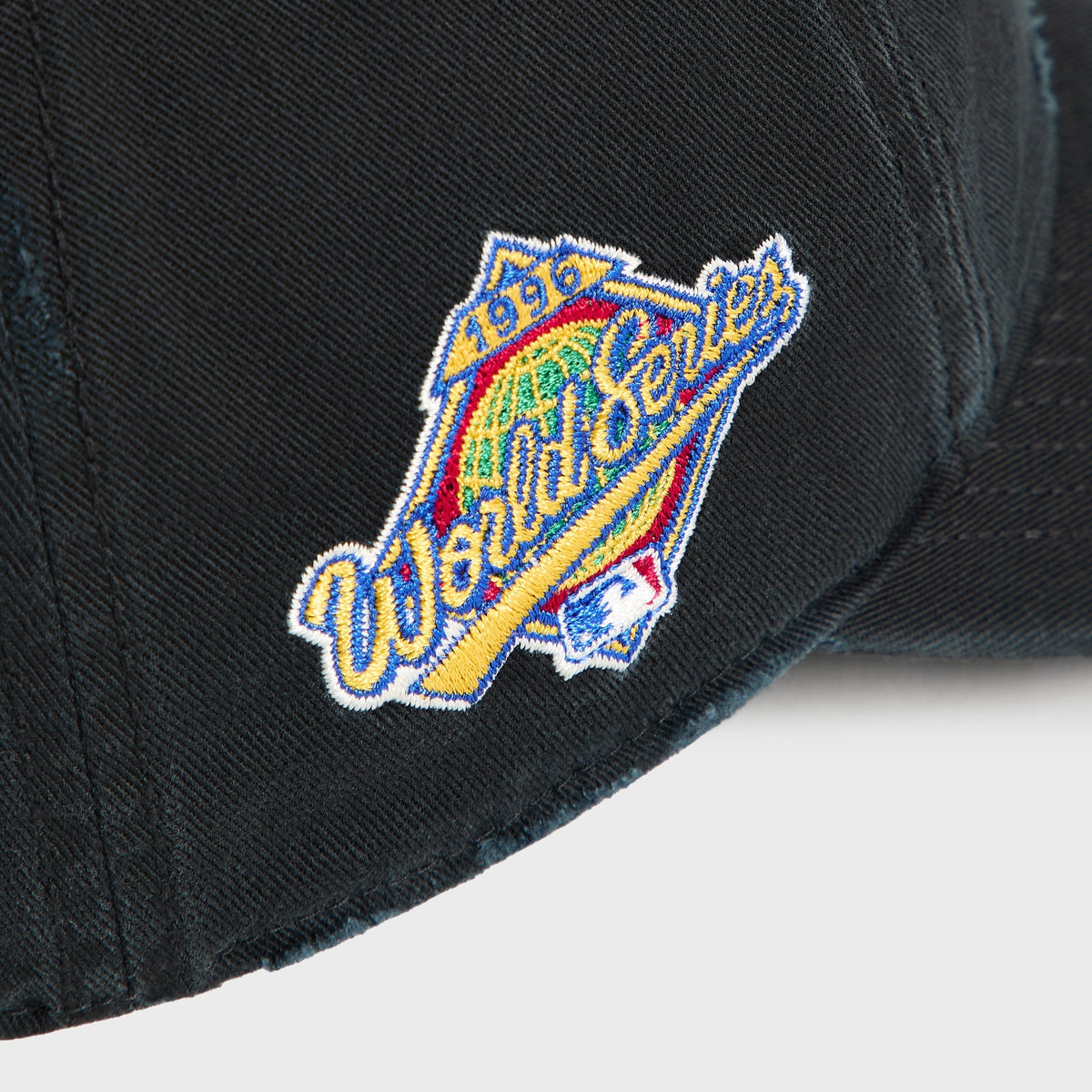 Kith & '47 for the New York Yankees Sun Faded Franchise LS Cap - Black