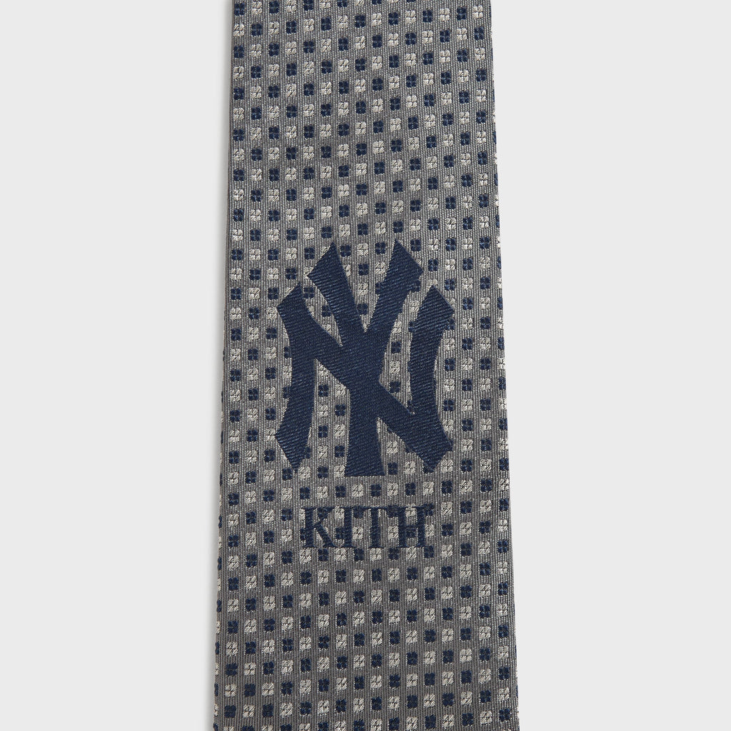 Kith for the New York Yankees Silk Foulard Tie - Skyscraper