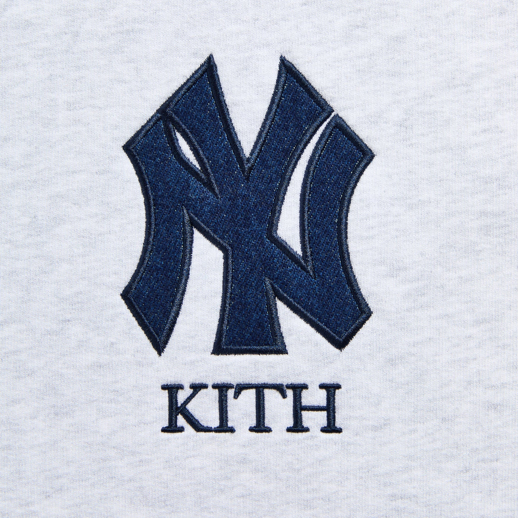 Kith for the New York Yankees Vintage Braxton Zip Hoodie - Light Heather Grey