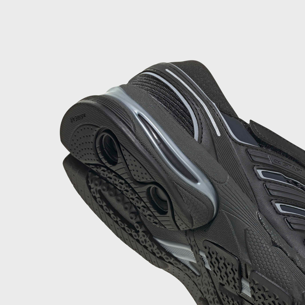 adidas WMNS Adistar Control 5 Mary Jane - Carbon / Tech Grey Metallic / Night Grey