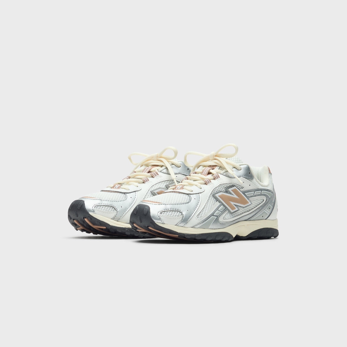 New Balance 204L - Silver Metallic / Flat Taupe