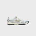 New Balance 204L - Silver Metallic / Flat Taupe