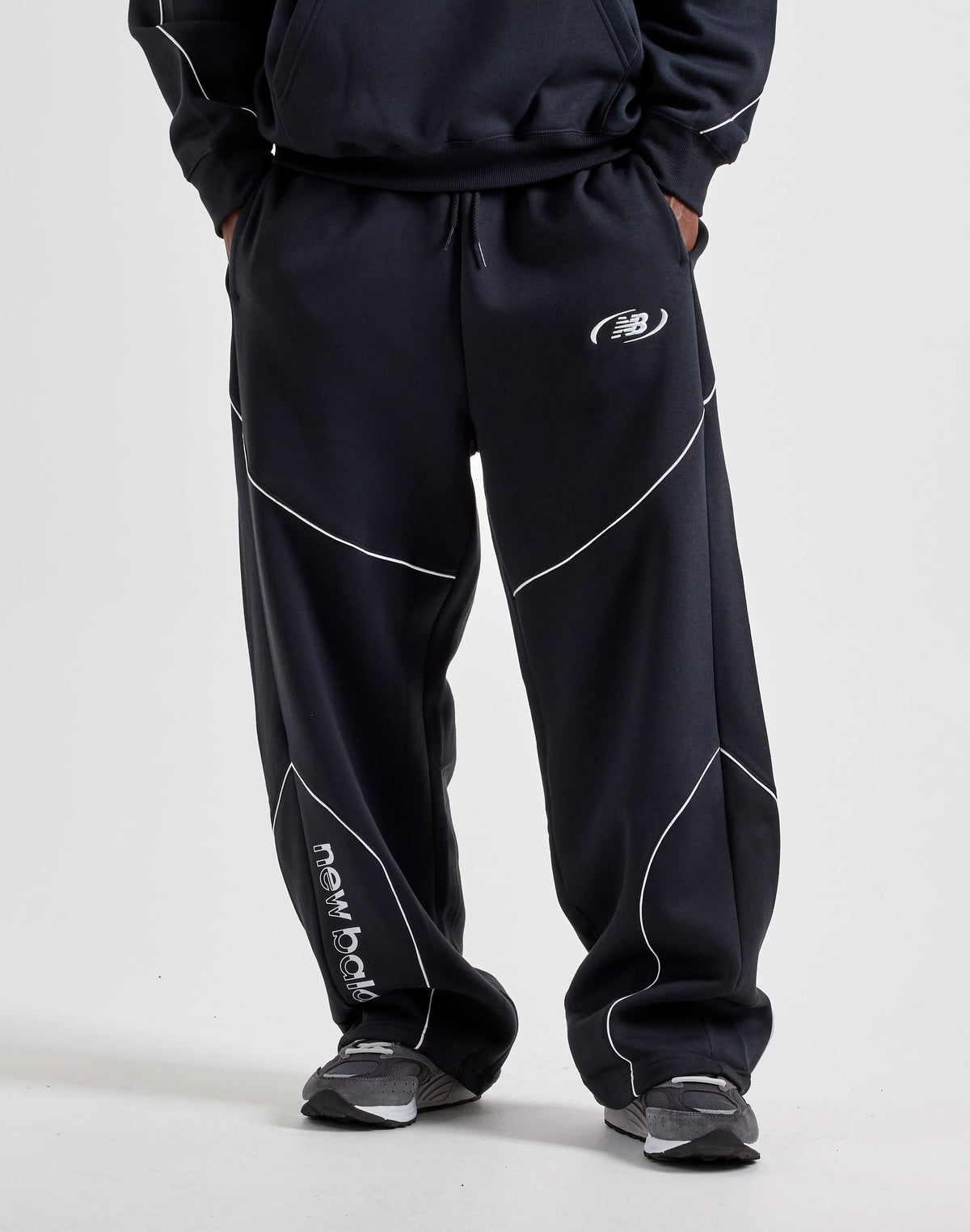 New Balance Trackside Fleece Open-Hem Pants