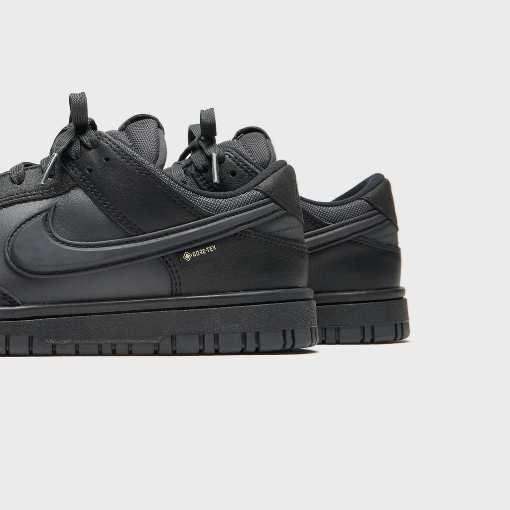 Nike Dunk Low - Black / Off Noir / Anthracite