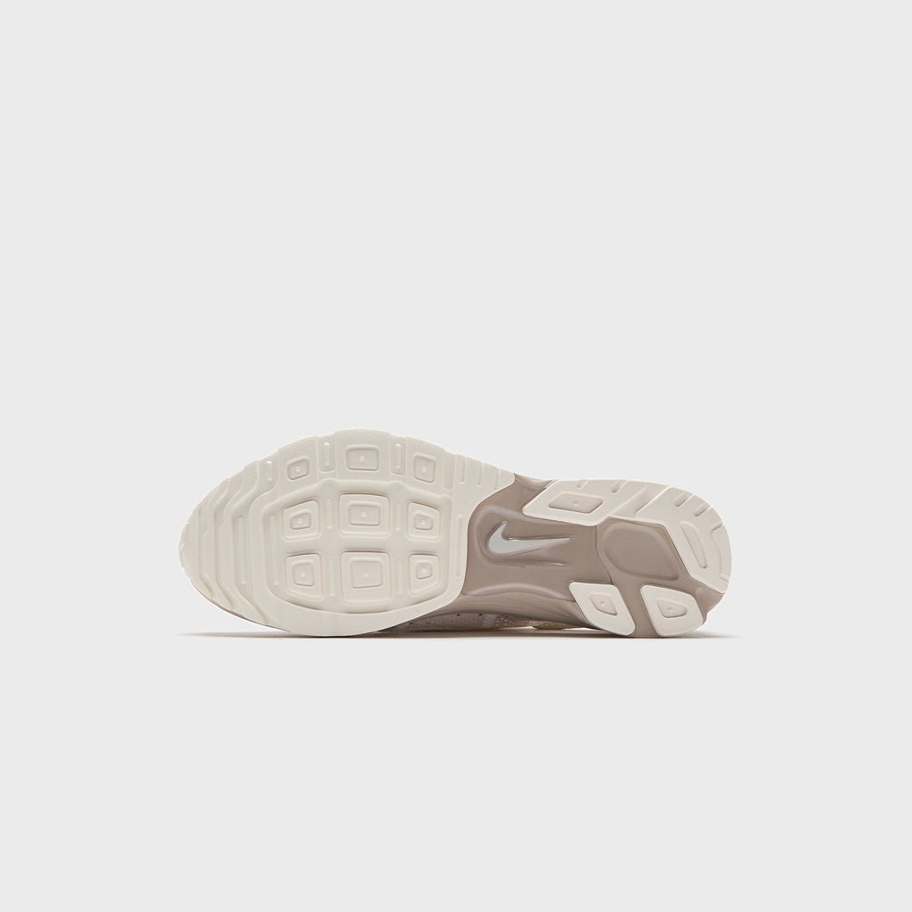 Nike WMNS Zoom Streak 3 - Sail / Cream II