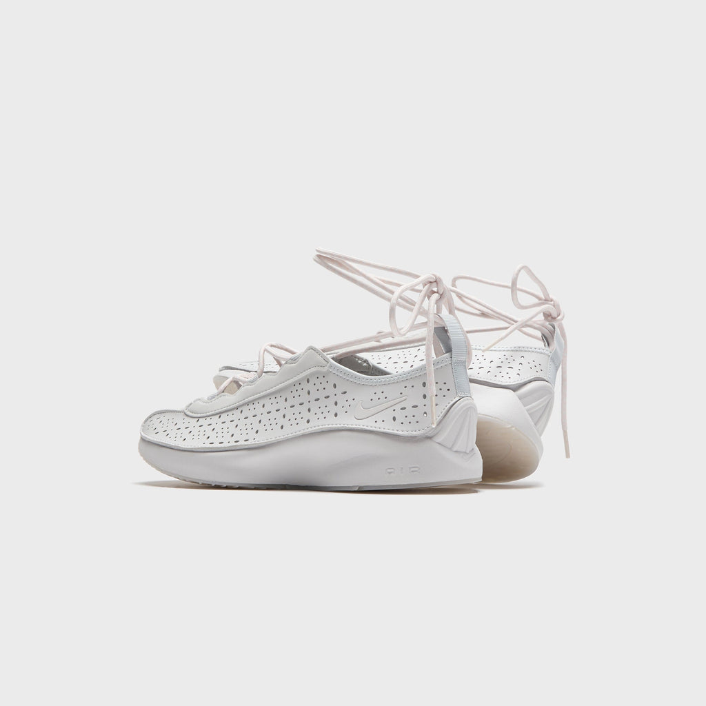 Nike WMNS Air Superfly - Vast Grey / Photon Dust / Dark Smoke Grey / Barely Rose