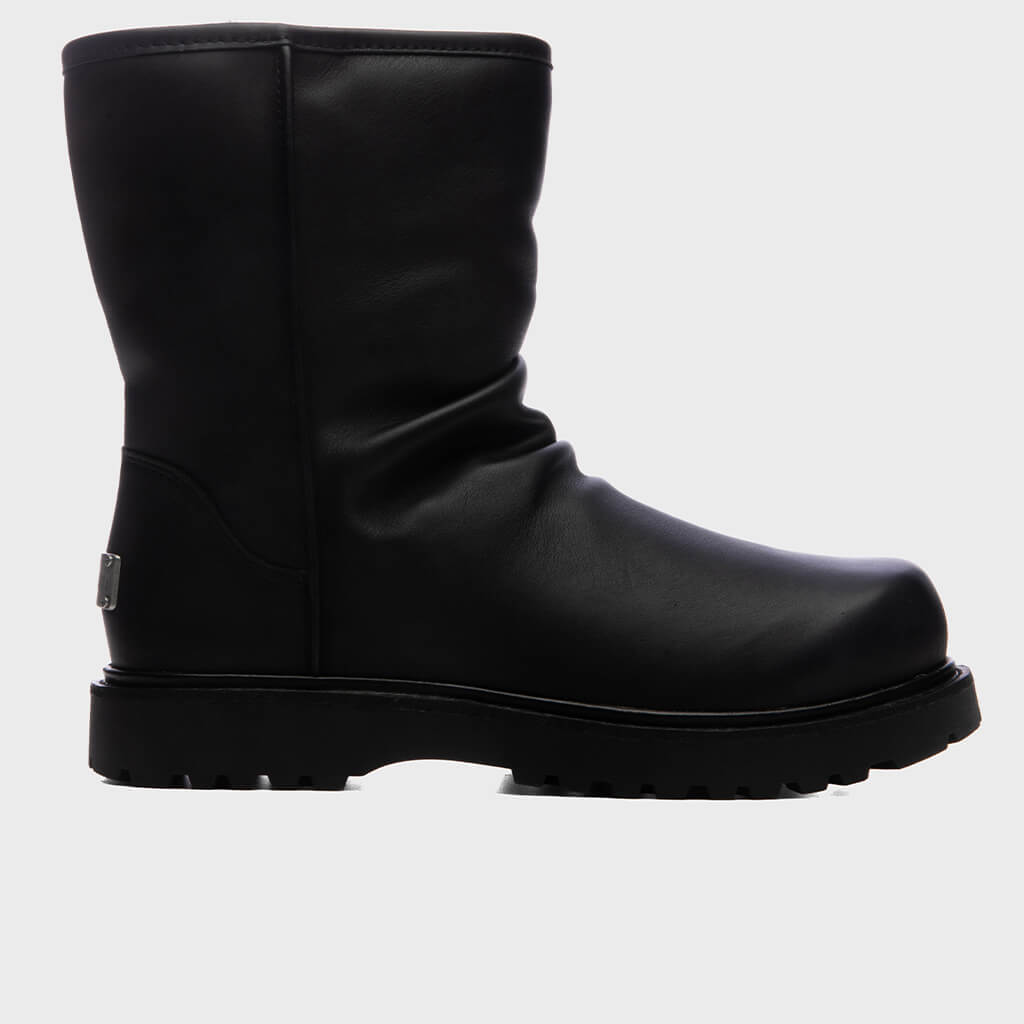 Relaxed Boot - Black