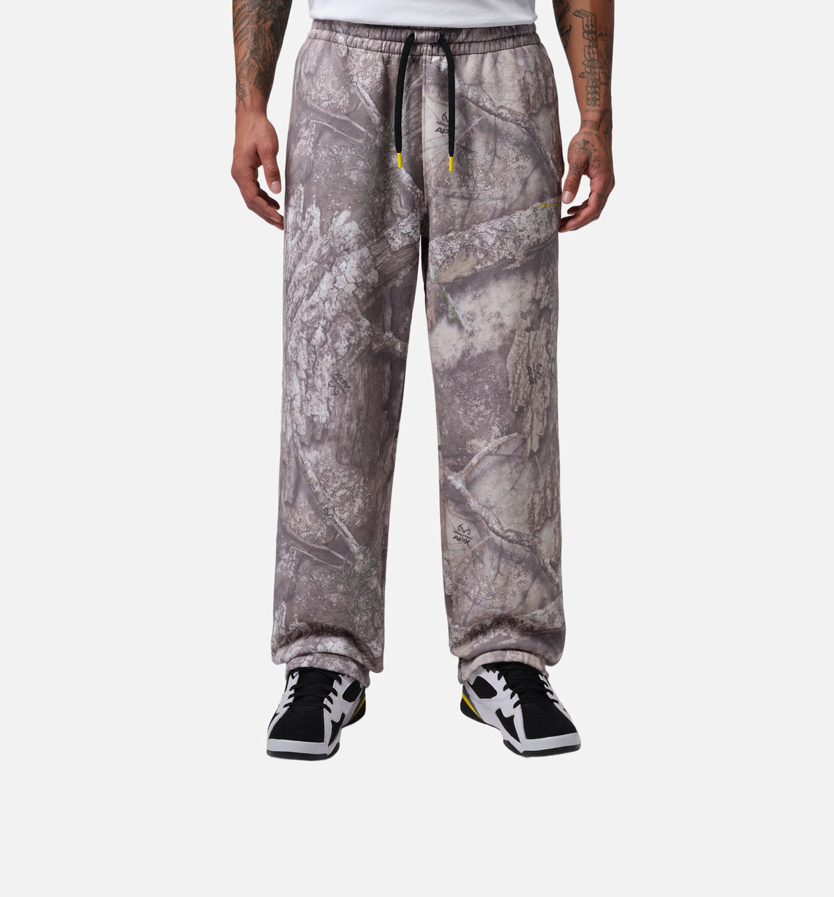 Brooklyn RealTree Open Hem Mens Pants - White/Bright Citron