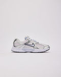 Nike V5 RNR Grade-School