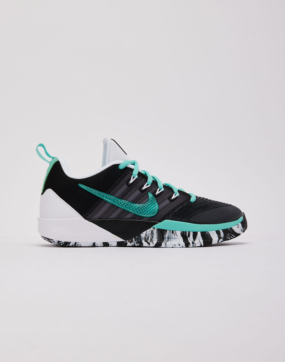Nike Sabrina 3 Grade-School