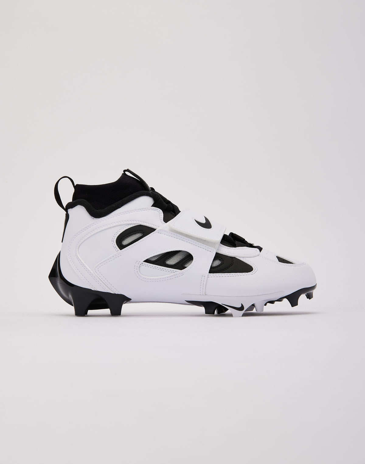 Nike Diamond Turf 2 Football Cleats