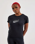 Nike Chill Knit Slim Cropped Tee